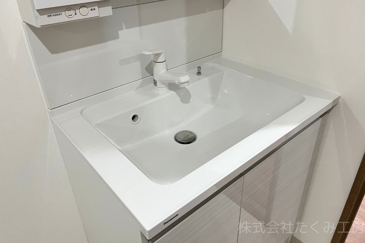 洗面化粧台リフォーム　施工後（京都府京都市）｜摂津市 株式会社たくみ工房