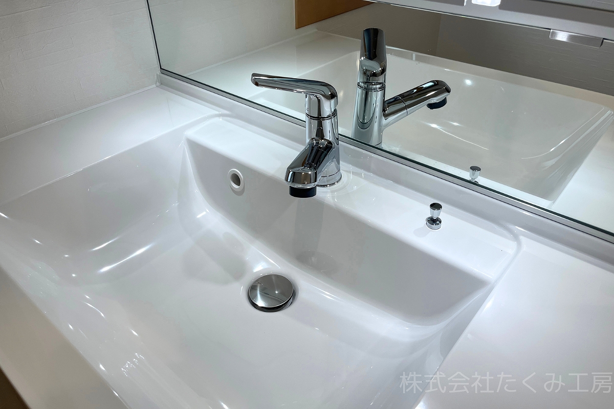 洗面化粧台リフォーム　施工後（京都府）｜摂津市 株式会社たくみ工房
